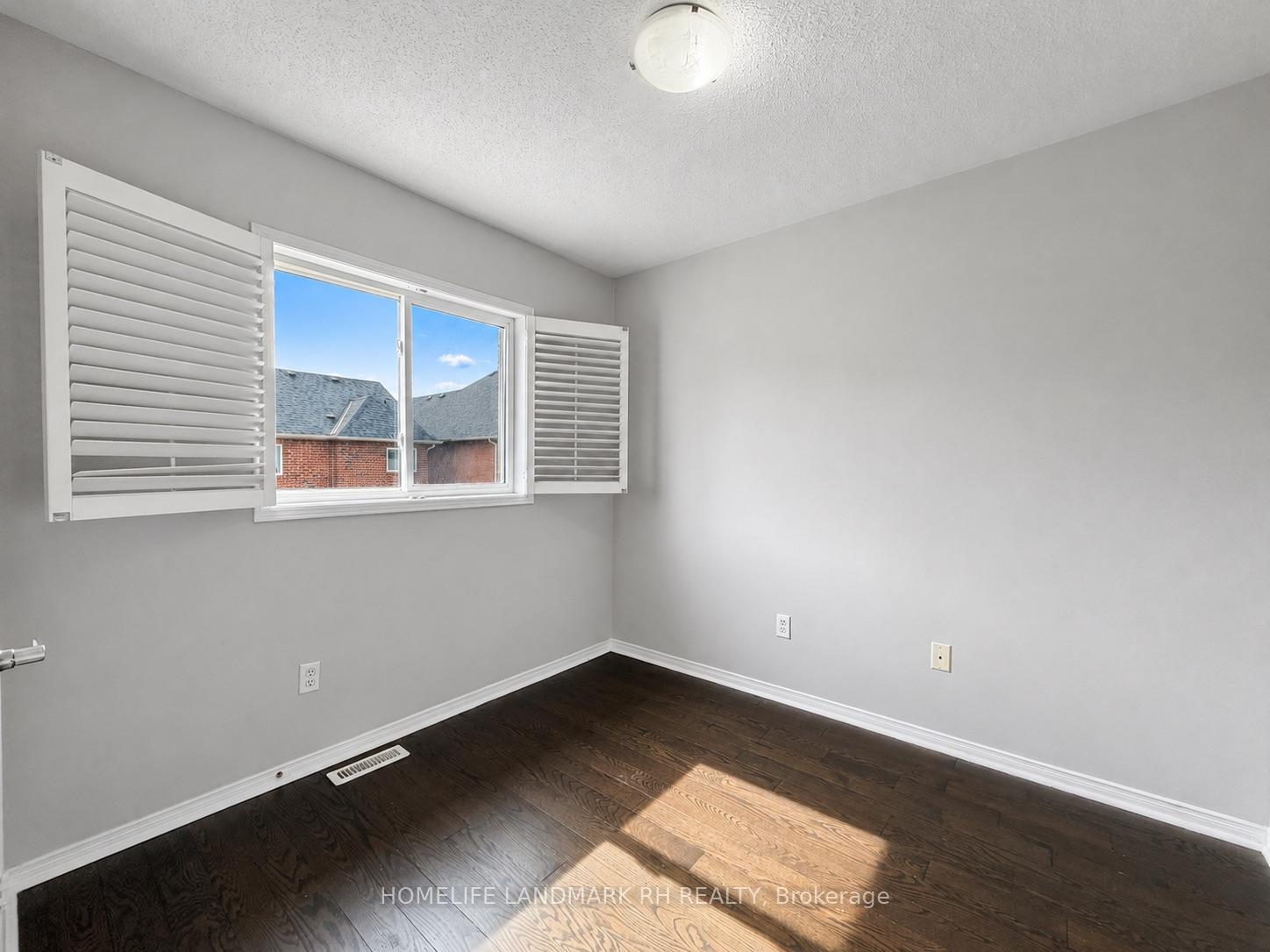 Photo 17 of 8 Mckennon Street, Markham, Wismer — HOMEH