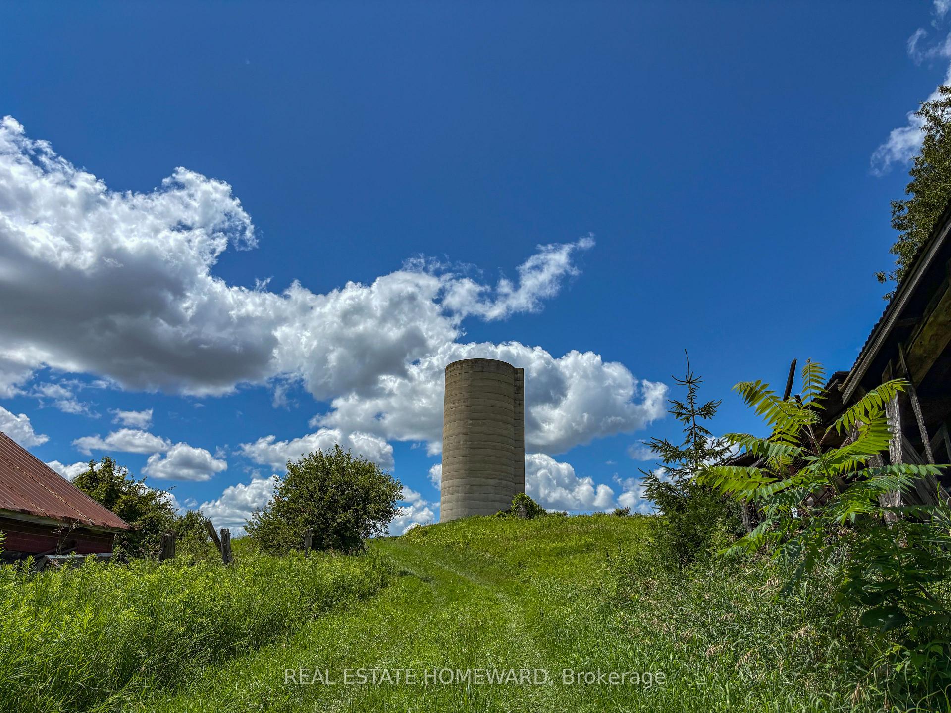 Photo 18 of 937082 Airport Road W, Mulmur, Rural Mulmur — HOMEH