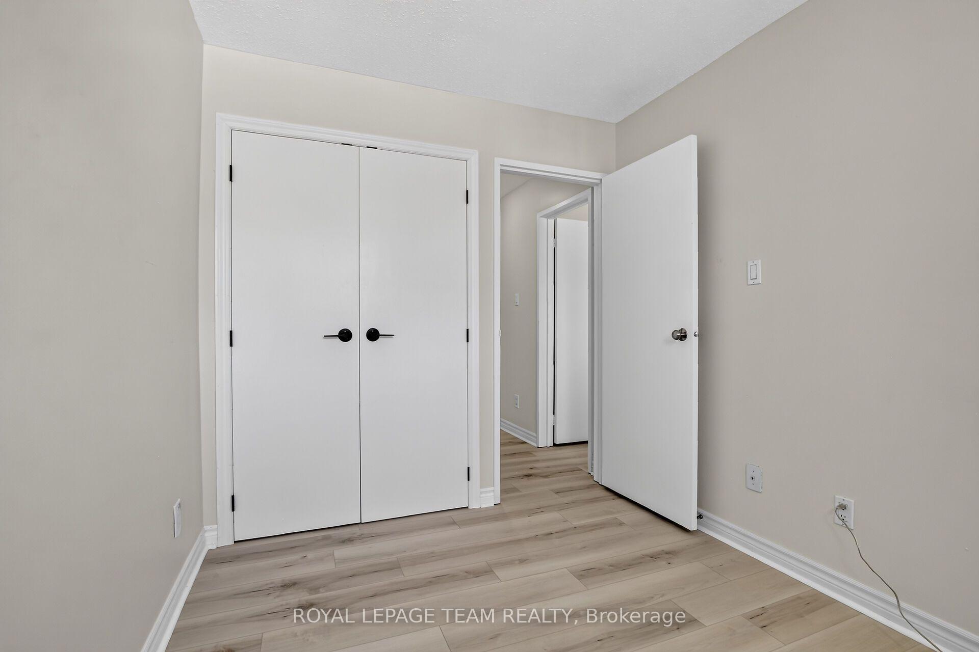 Photo 36 of 120 Mcclintock Way, Ottawa, Kanata - Katimavik — HOMEH