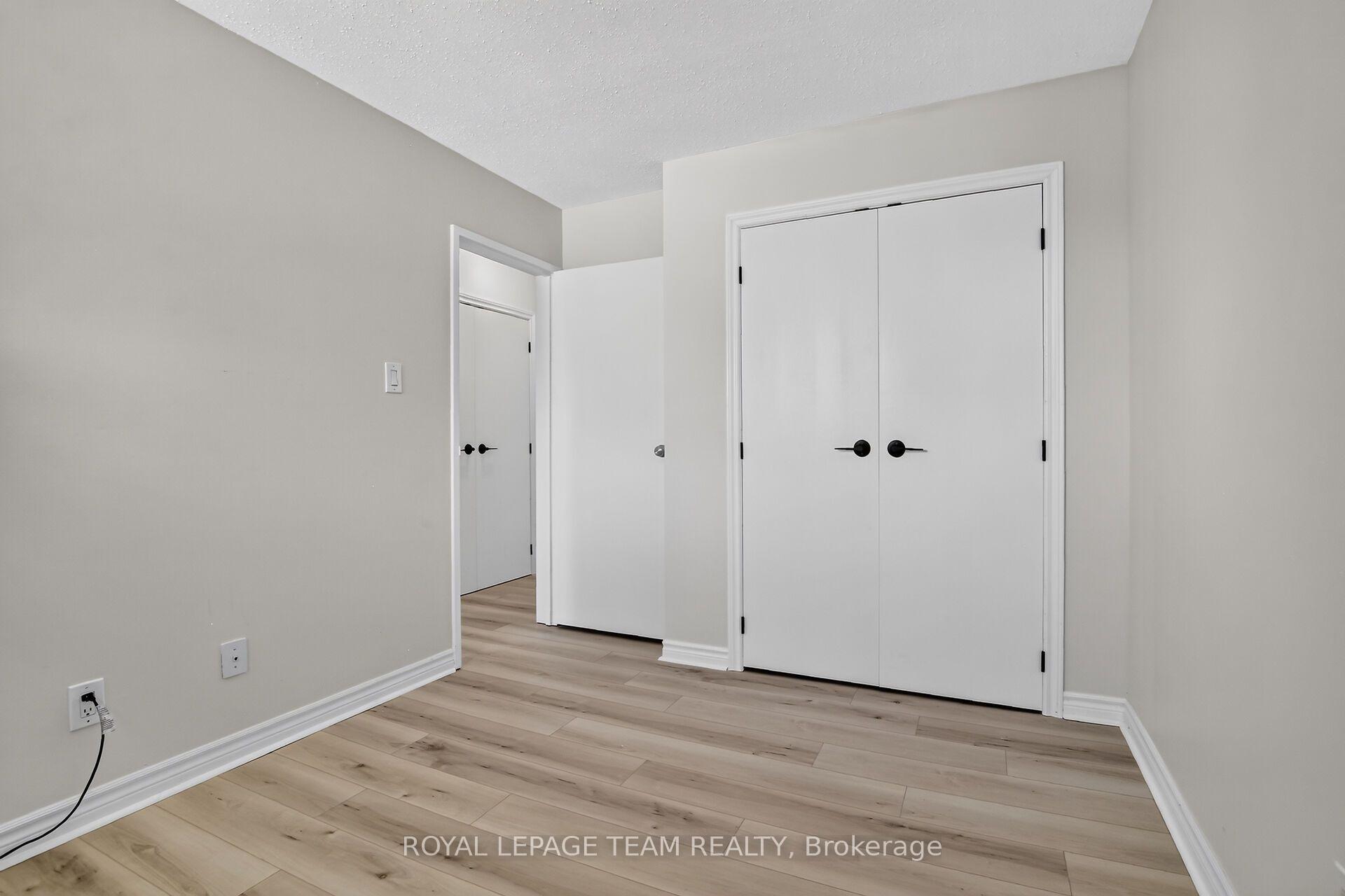 Photo 39 of 120 Mcclintock Way, Ottawa, Kanata - Katimavik — HOMEH