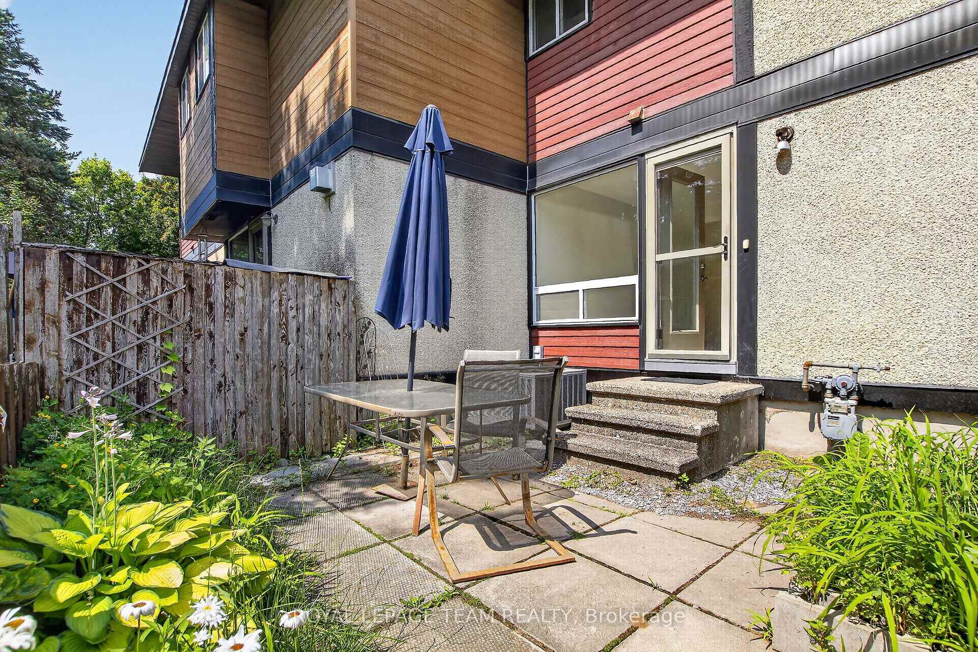 Photo 49 of 120 Mcclintock Way, Ottawa, Kanata - Katimavik — HOMEH