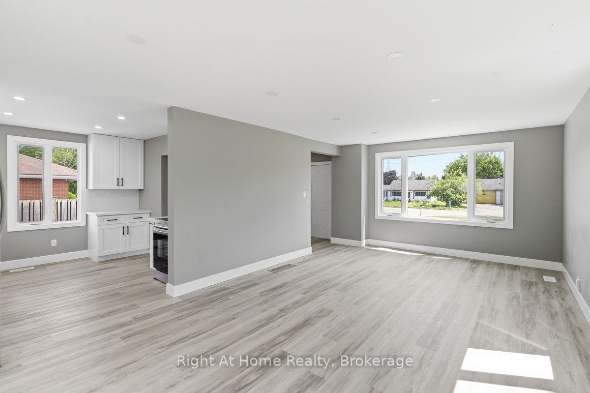 Photo 9 of 721 Harmony Road, Belleville, Thurlow Ward — HOMEH