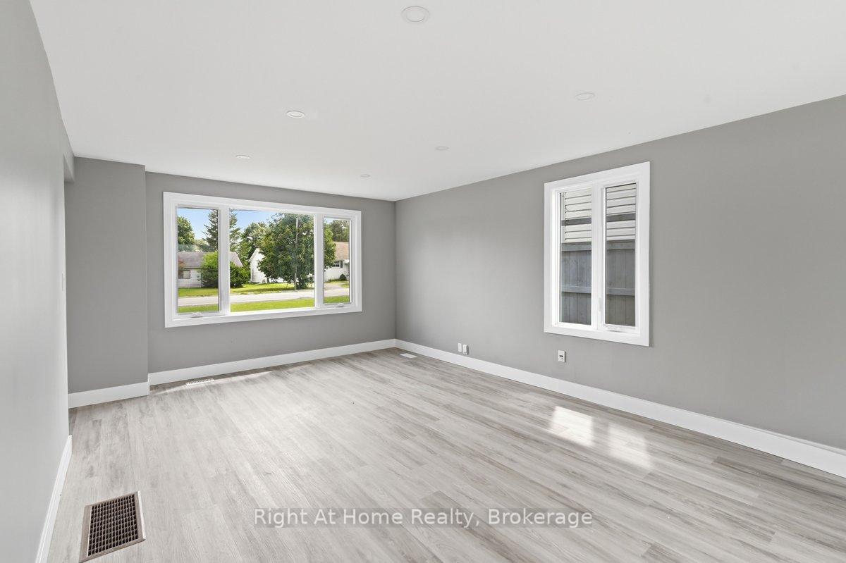Photo 11 of 721 Harmony Road, Belleville, Thurlow Ward — HOMEH