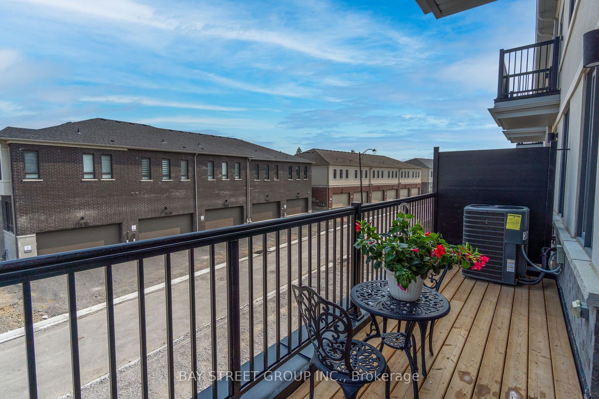 Photo 19 of 2A Big Willow Crescent, Richmond Hill, Rural Richmond Hill — HOMEH