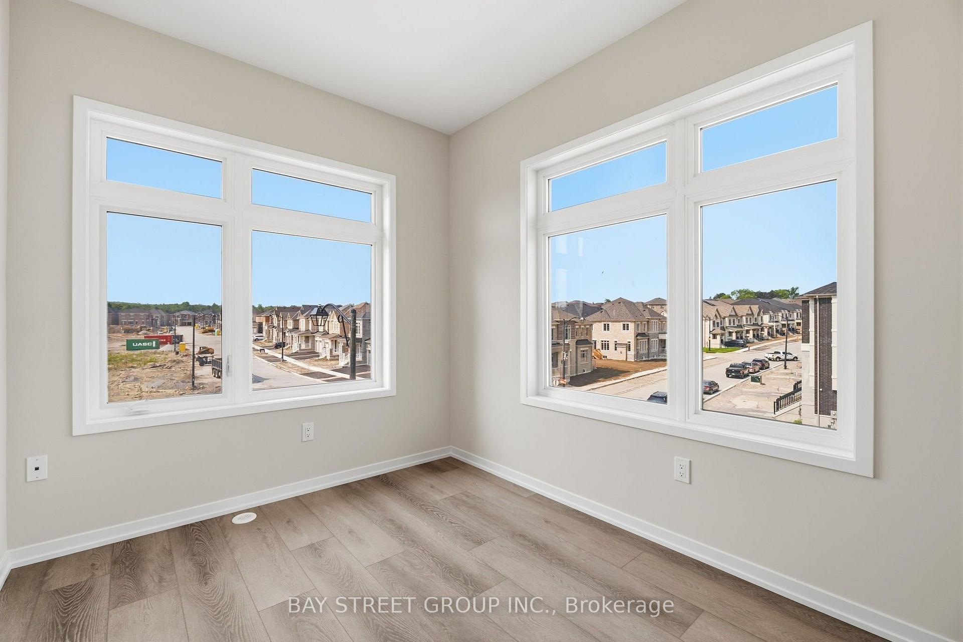 Photo 26 of 2A Big Willow Crescent, Richmond Hill, Rural Richmond Hill — HOMEH
