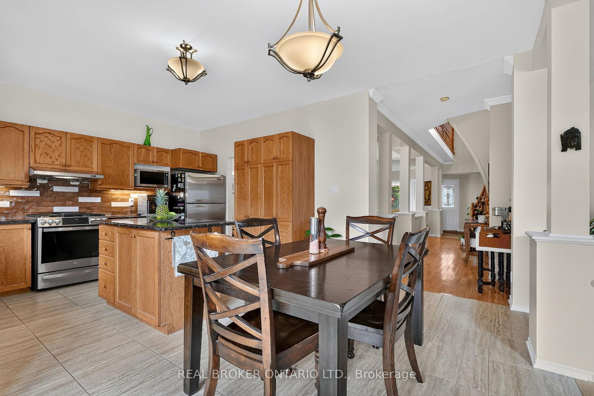 Photo 11 of 157 Fairlop Way, Ottawa, Barrhaven - Longfields — HOMEH