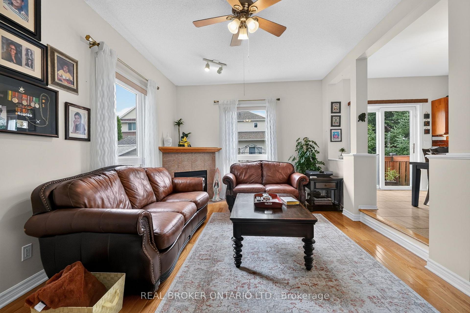 Photo 14 of 157 Fairlop Way, Ottawa, Barrhaven - Longfields — HOMEH