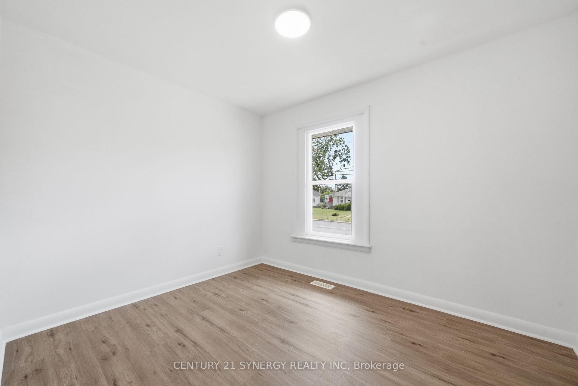 Photo 19 of 95 West Street W, Quinte West, Trenton Ward — HOMEH