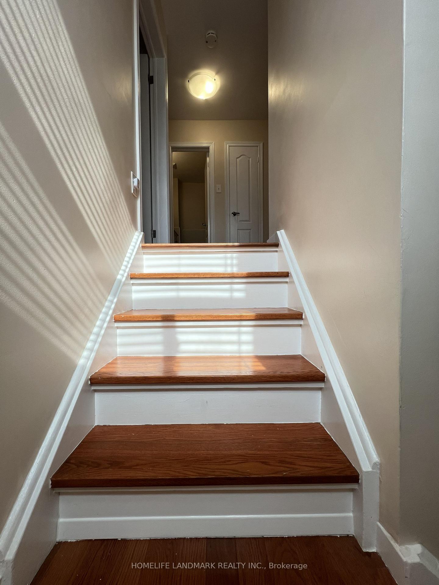 Photo 27 of 29 Tillplain Road, North York, Bathurst Manor — HOMEH