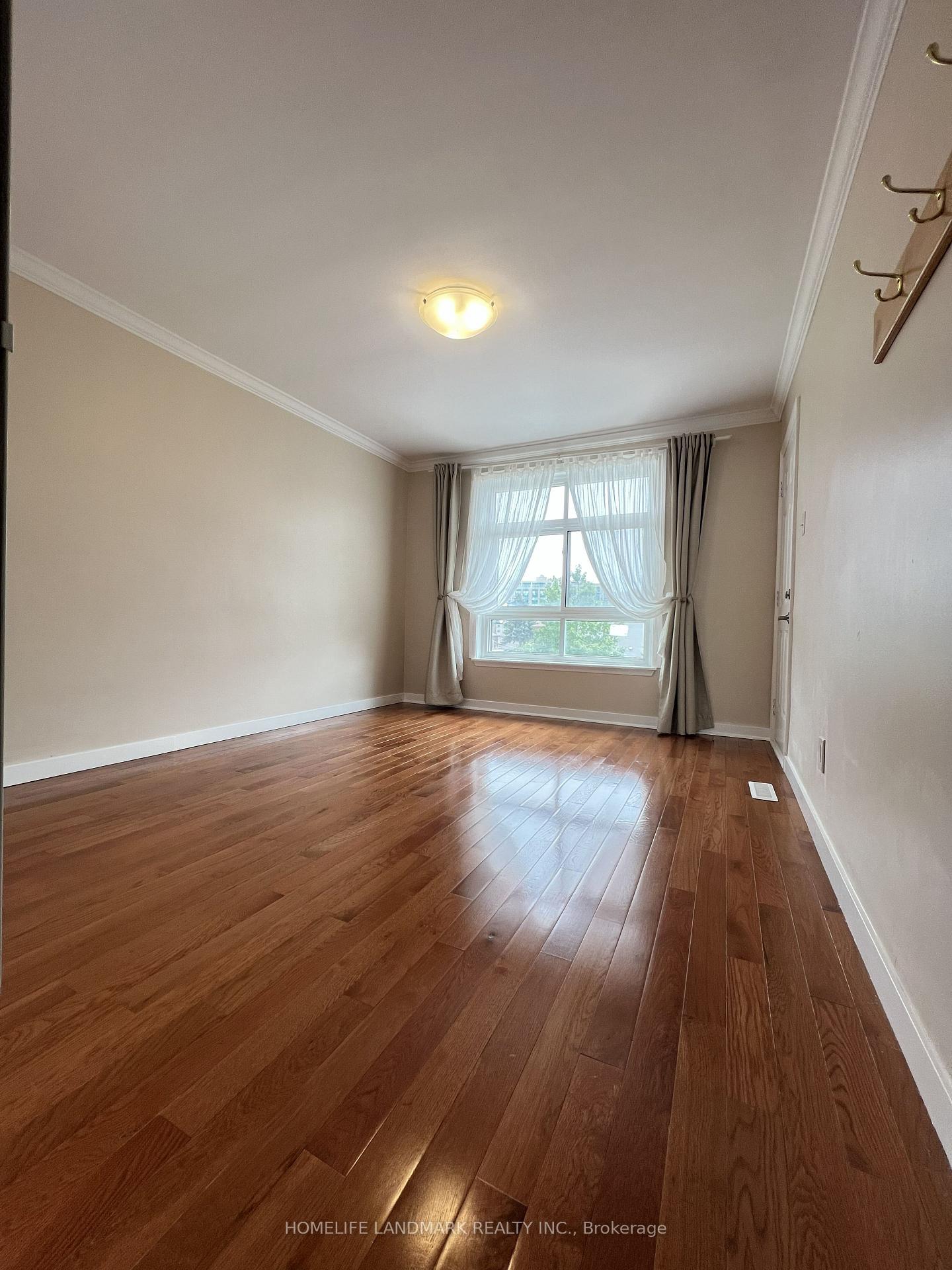 Photo 29 of 29 Tillplain Road, North York, Bathurst Manor — HOMEH