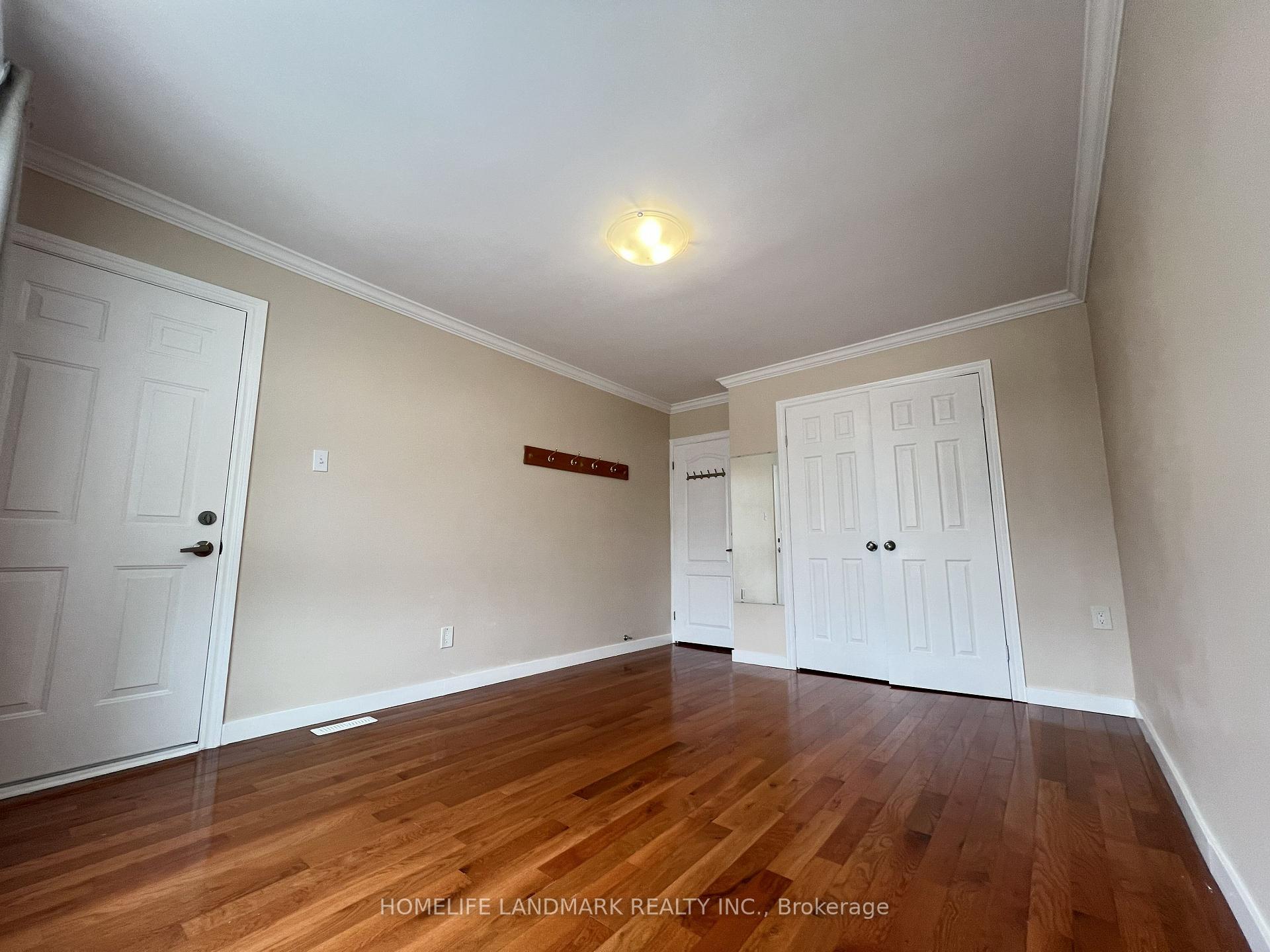 Photo 31 of 29 Tillplain Road, North York, Bathurst Manor — HOMEH