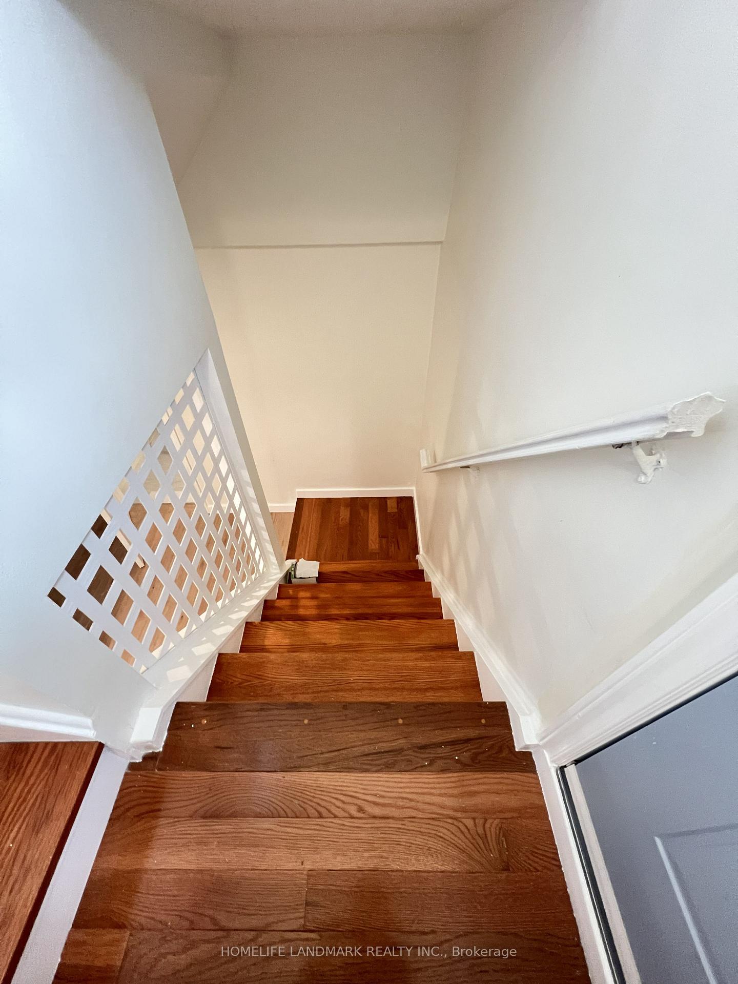 Photo 49 of 29 Tillplain Road, North York, Bathurst Manor — HOMEH