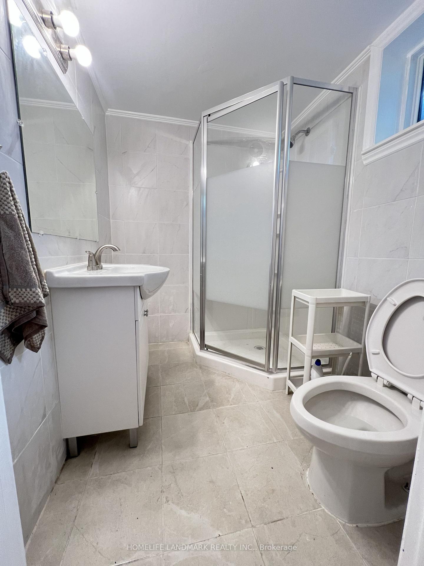 Photo 56 of 29 Tillplain Road, North York, Bathurst Manor — HOMEH