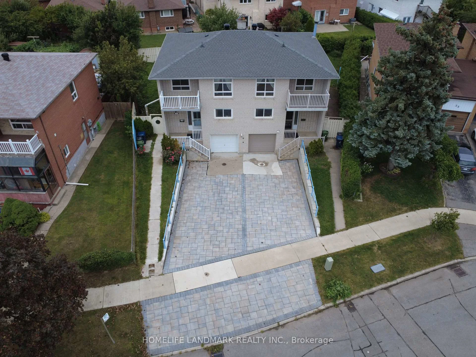Photo 3 of 29 Tillplain Road, North York, Bathurst Manor — HOMEH