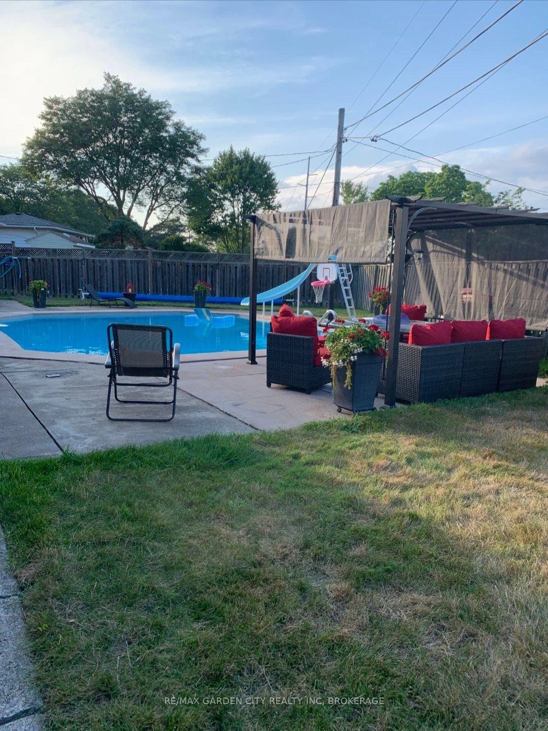 Photo 25 of 8842 Roosevelt Street, Niagara Falls, Chippawa — HOMEH