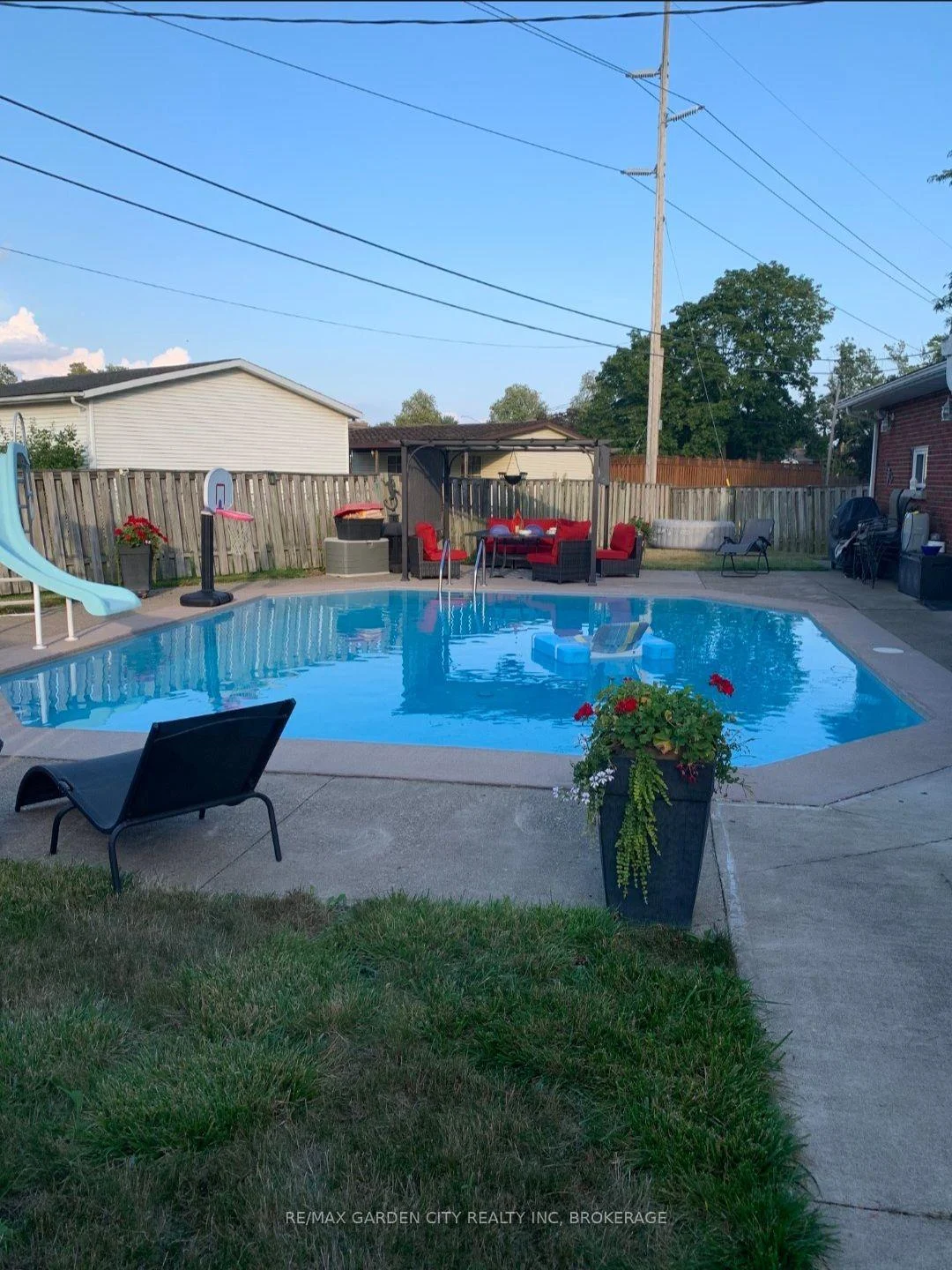 Photo 27 of 8842 Roosevelt Street, Niagara Falls, Chippawa — HOMEH