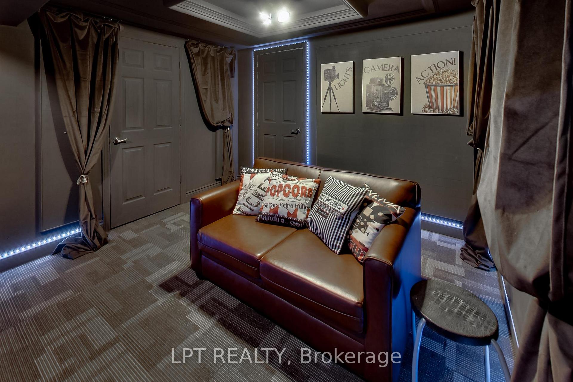 Photo 38 of 2482 Snowhill Court, Burlington, Brant Hills — HOMEH