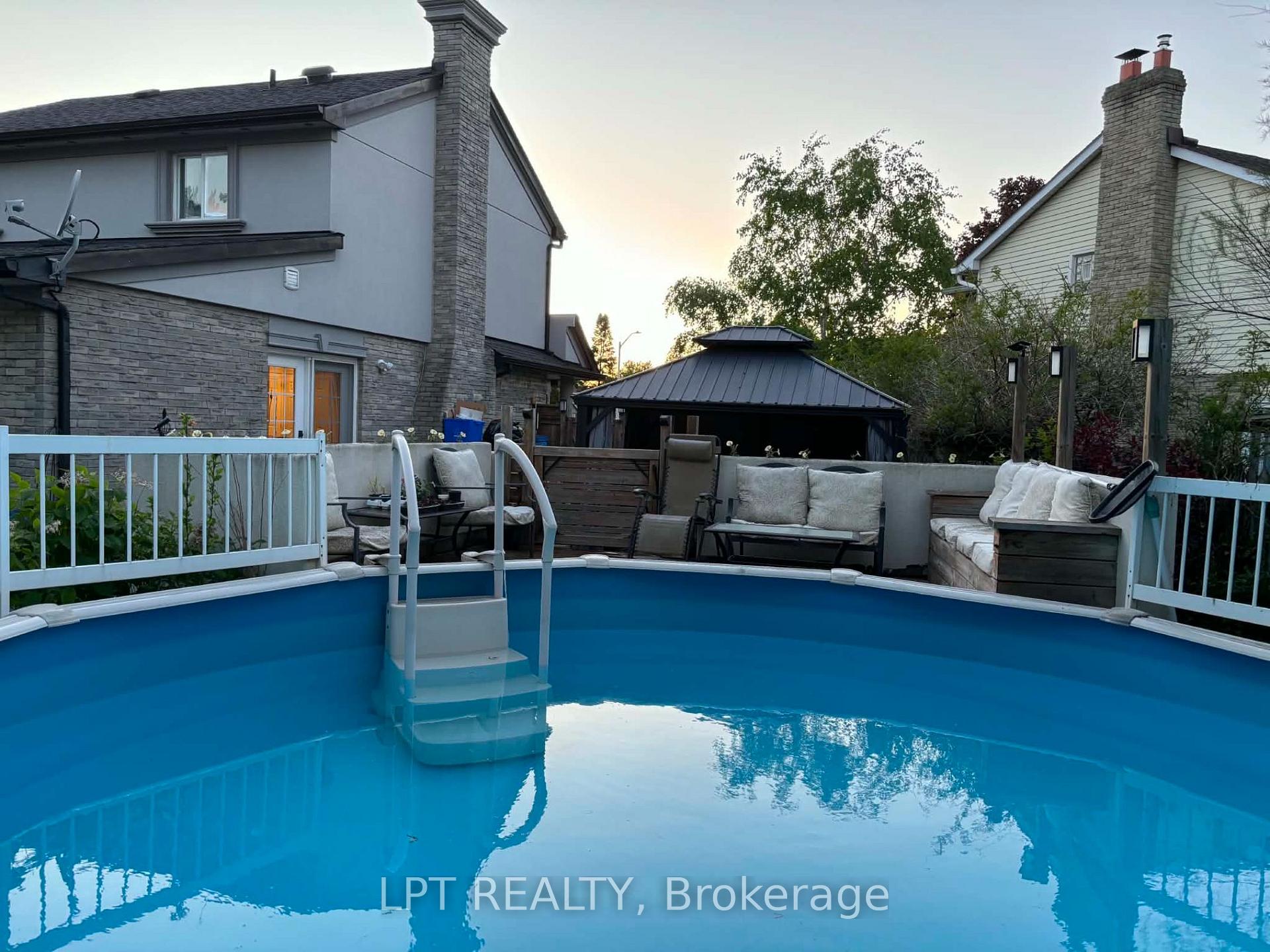 Photo 42 of 2482 Snowhill Court, Burlington, Brant Hills — HOMEH