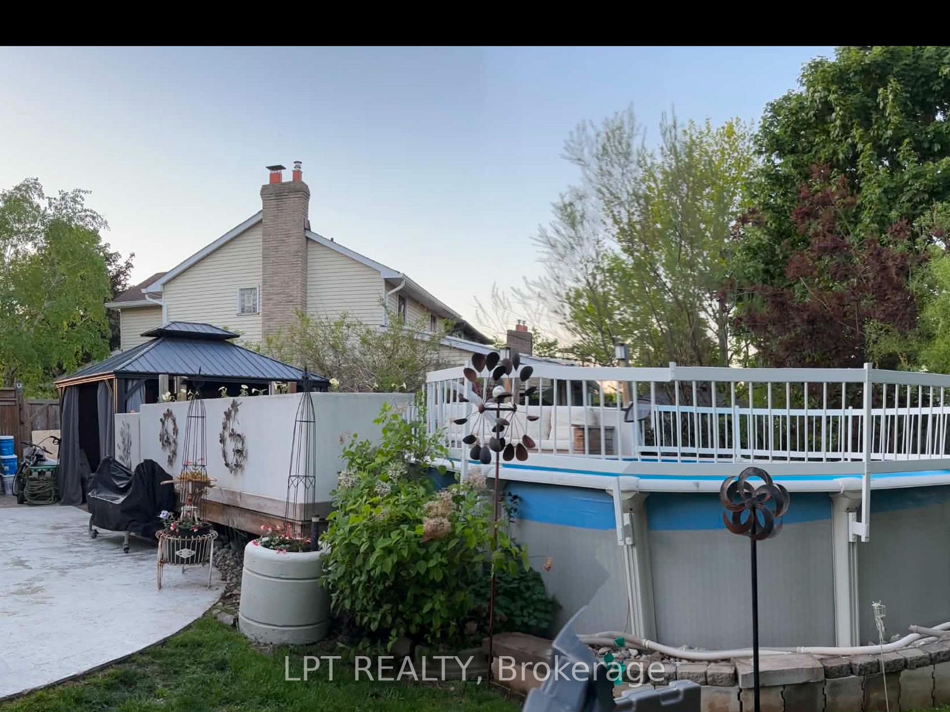 Photo 43 of 2482 Snowhill Court, Burlington, Brant Hills — HOMEH