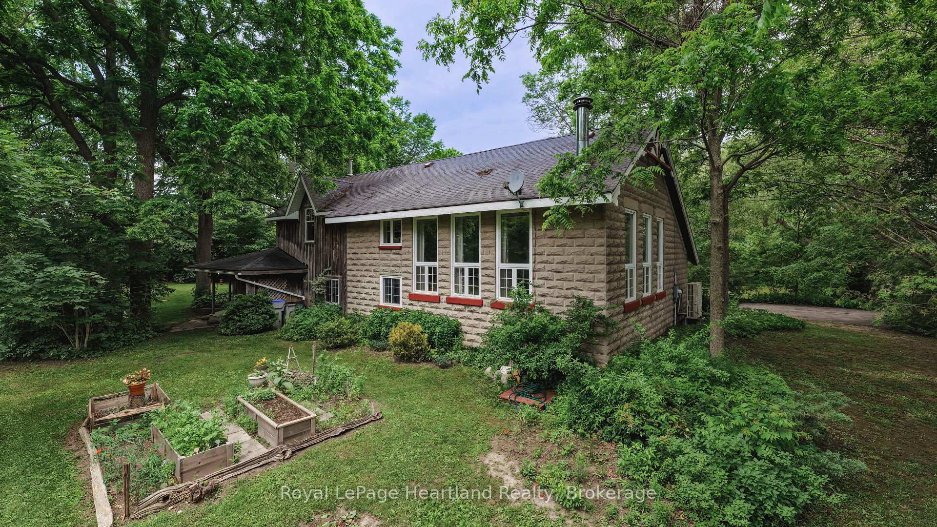 Photo 44 of 80965 Stone School Line, Central Huron, Goderich — HOMEH