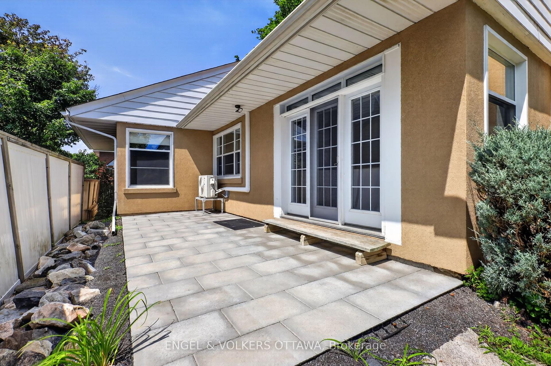 Photo 3 of 1171 Shillington Avenue, Ottawa, Carlington — HOMEH