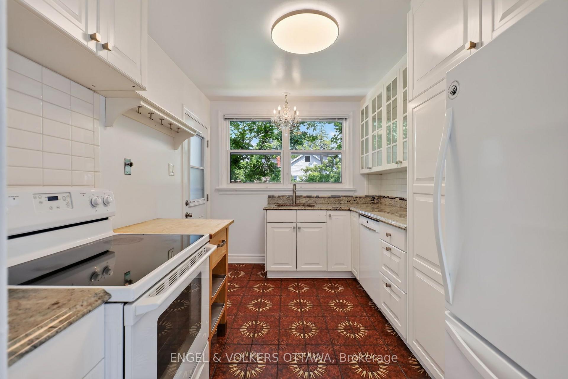 Photo 12 of 1171 Shillington Avenue, Ottawa, Carlington — HOMEH