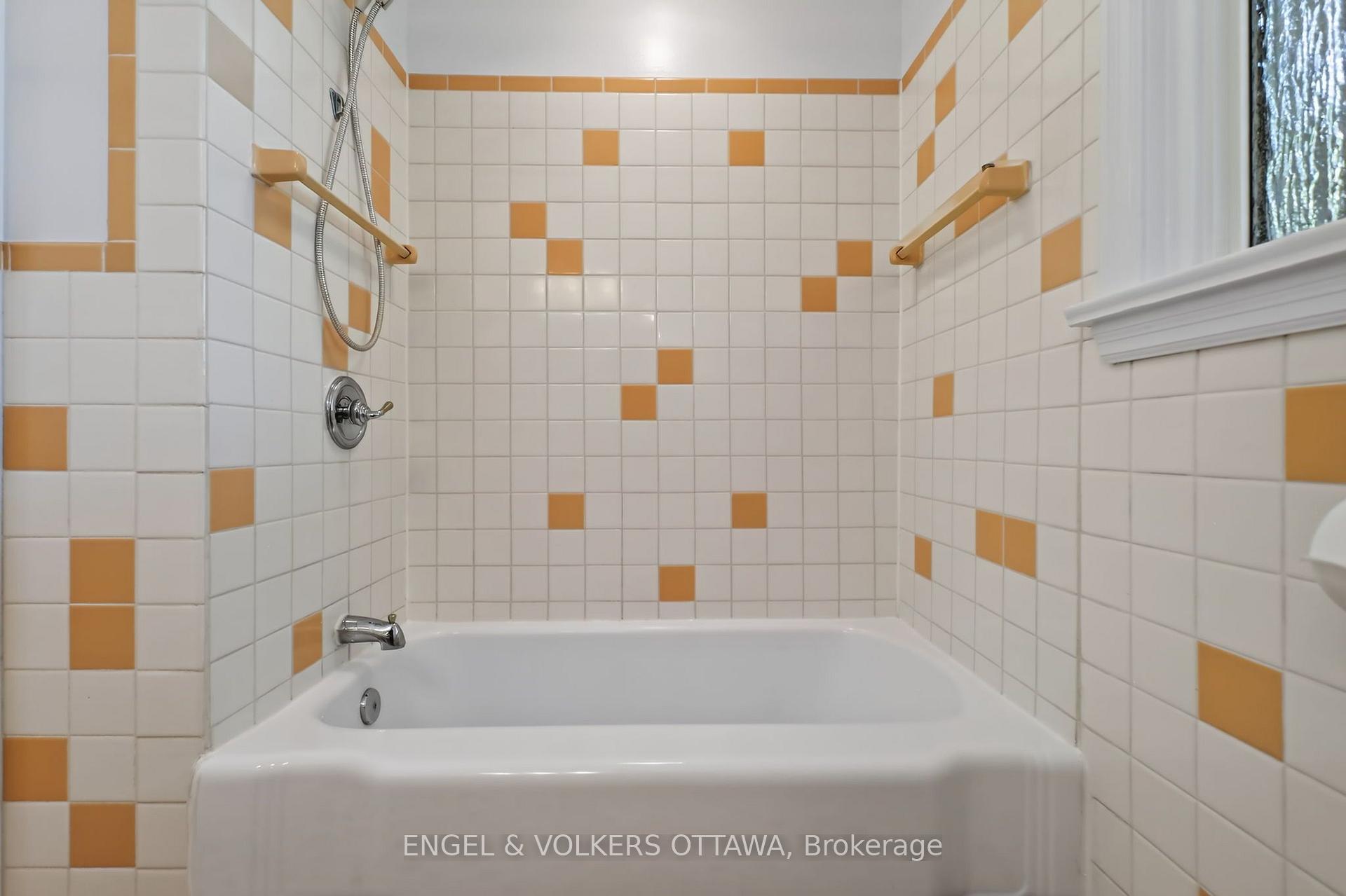 Photo 23 of 1171 Shillington Avenue, Ottawa, Carlington — HOMEH