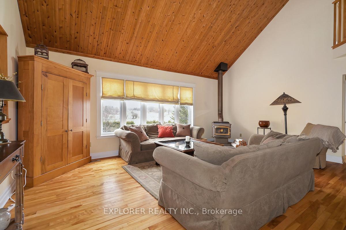 Photo 7 of 720 Rosetta Road, Lanark Highlands, Lanark Highlands (Lanark) Twp — HOMEH