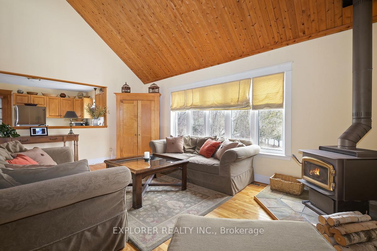 Photo 9 of 720 Rosetta Road, Lanark Highlands, Lanark Highlands (Lanark) Twp — HOMEH