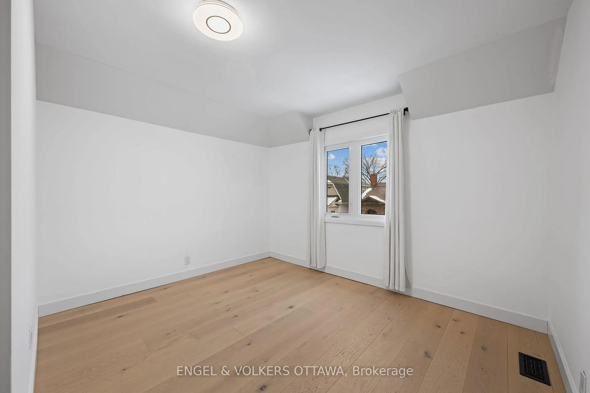 Photo 22 of 22 Harvard Avenue, Ottawa, Old Ottawa South — HOMEH