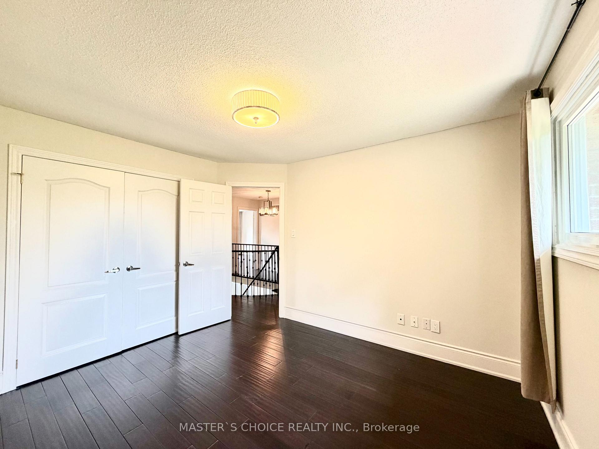 Photo 18 of 212 Fincham Avenue, Markham, Markham Village — HOMEH