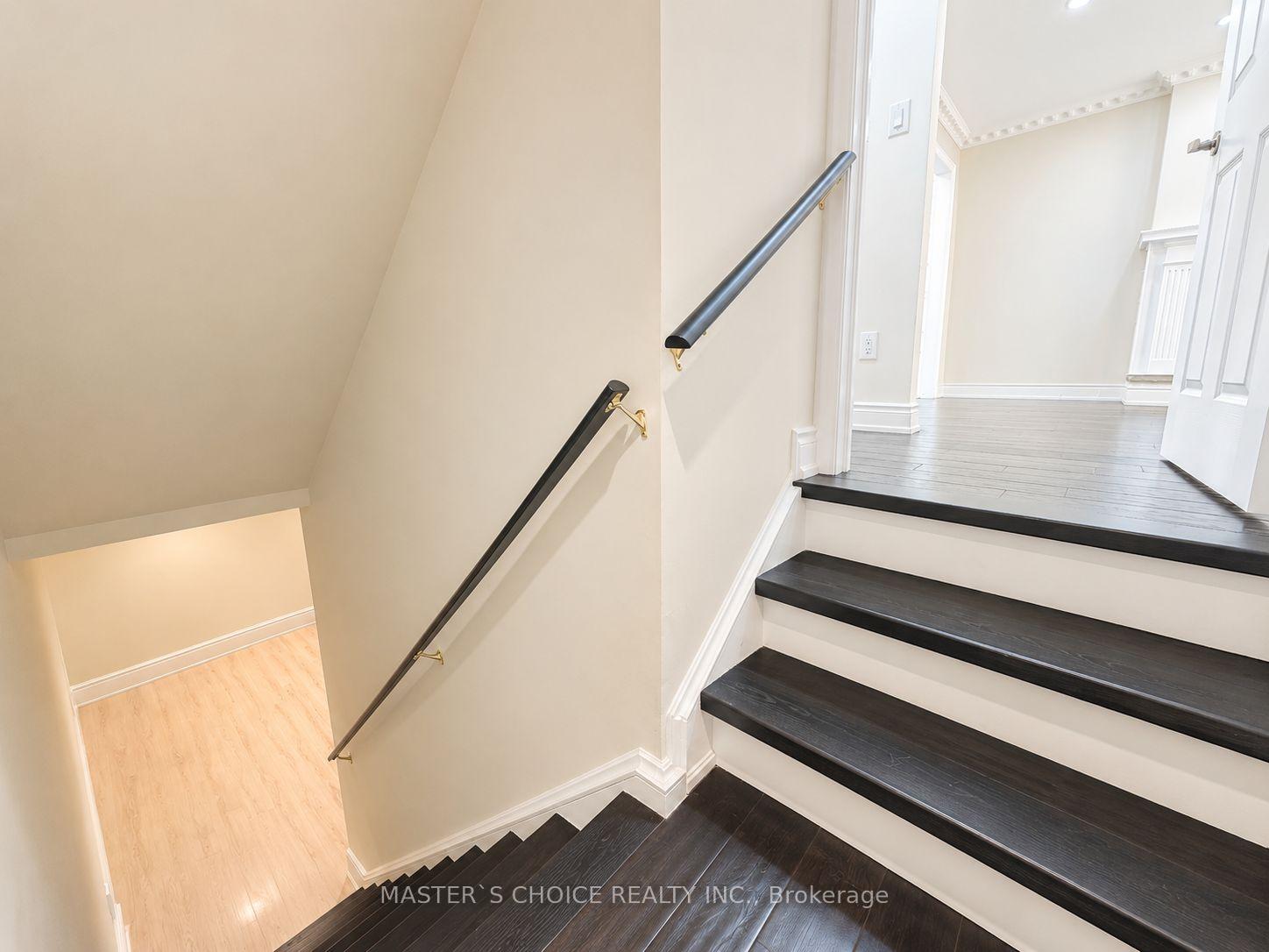 Photo 27 of 212 Fincham Avenue, Markham, Markham Village — HOMEH