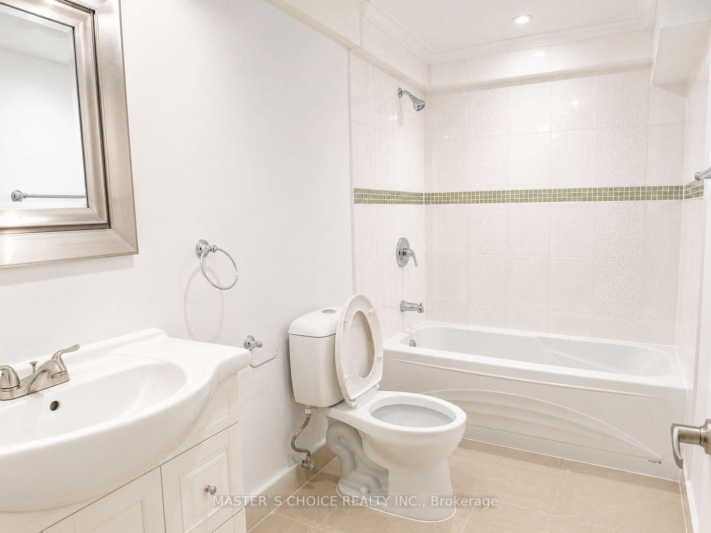 Photo 35 of 212 Fincham Avenue, Markham, Markham Village — HOMEH