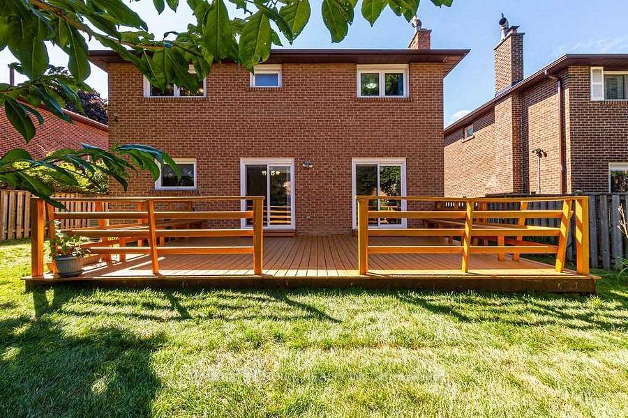 Photo 38 of 212 Fincham Avenue, Markham, Markham Village — HOMEH