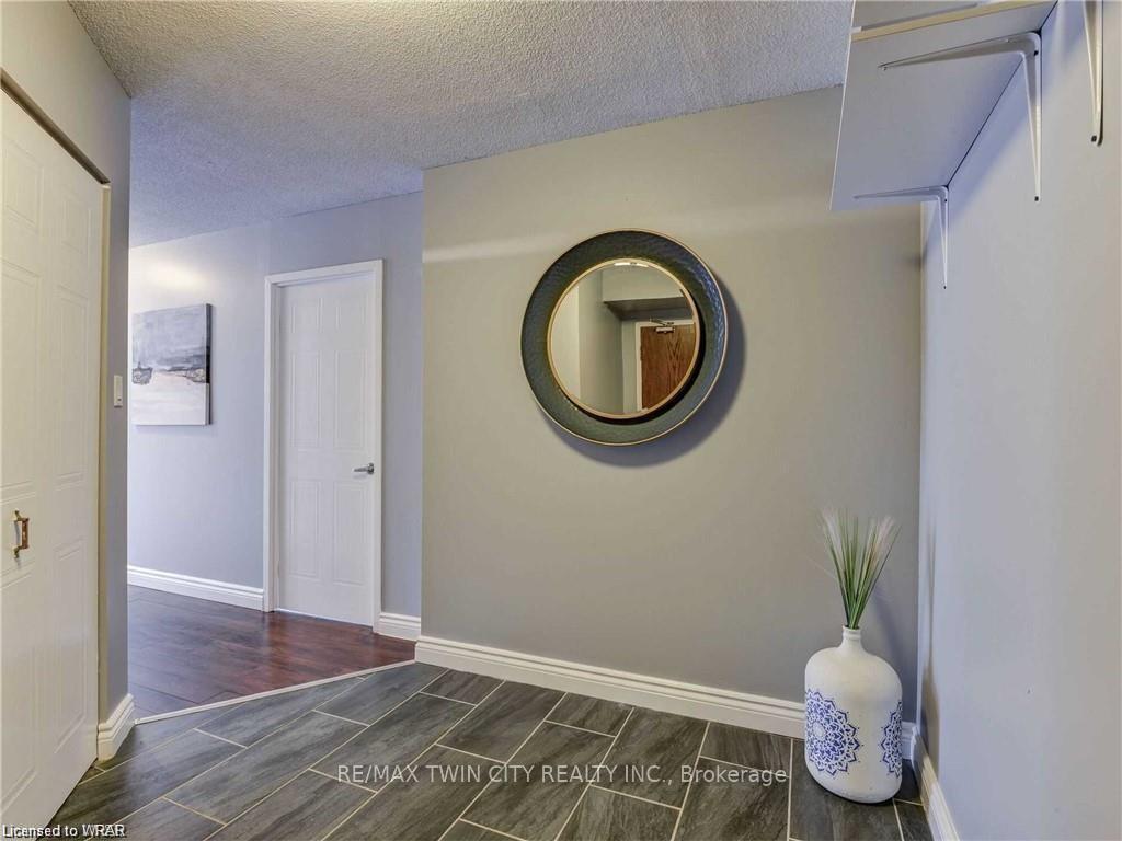 Photo 10 of Unit 503, 3227 King Street E, Kitchener, Centreville Chicopee — HOMEH