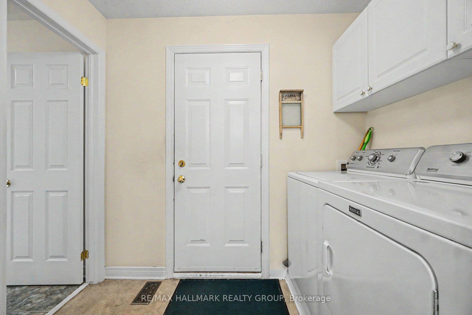 Photo 16 of 13 Waterthrush Crescent, Ottawa, Kanata - Bridlewood — HOMEH