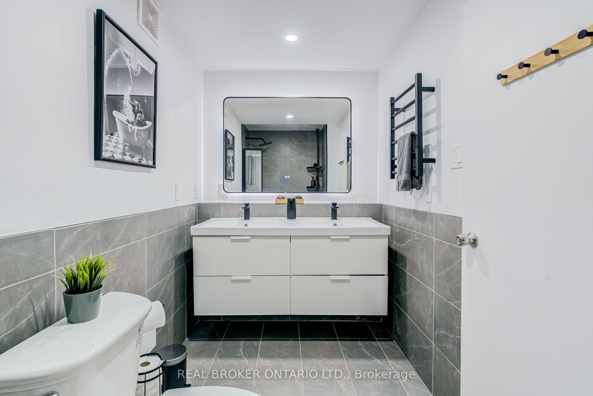 Photo 19 of Unit 62, 130 Ling Road, Scarborough, West Hill — HOMEH