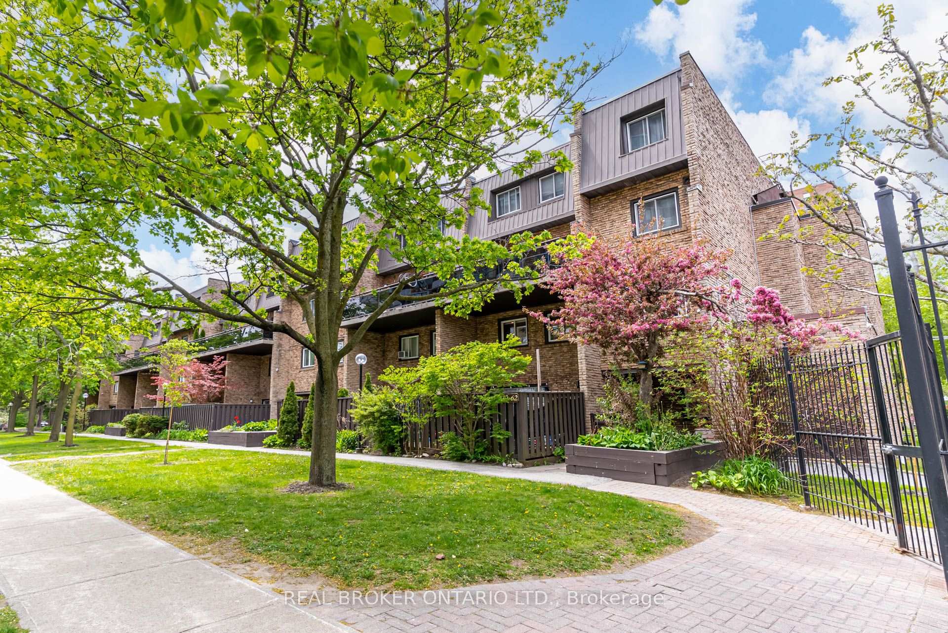 Photo 29 of Unit 62, 130 Ling Road, Scarborough, West Hill — HOMEH