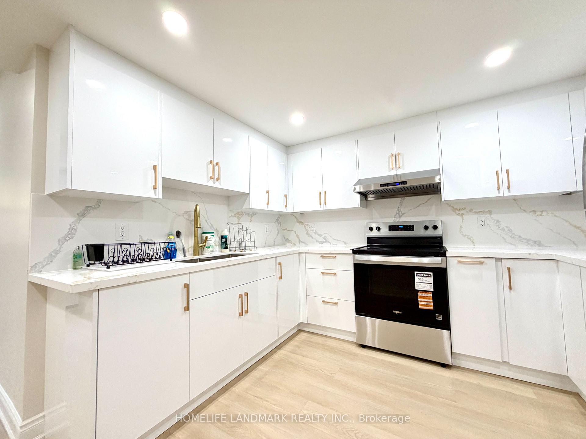 Photo 10 of 3380 Tudor Gate, Mississauga, Erin Mills — HOMEH
