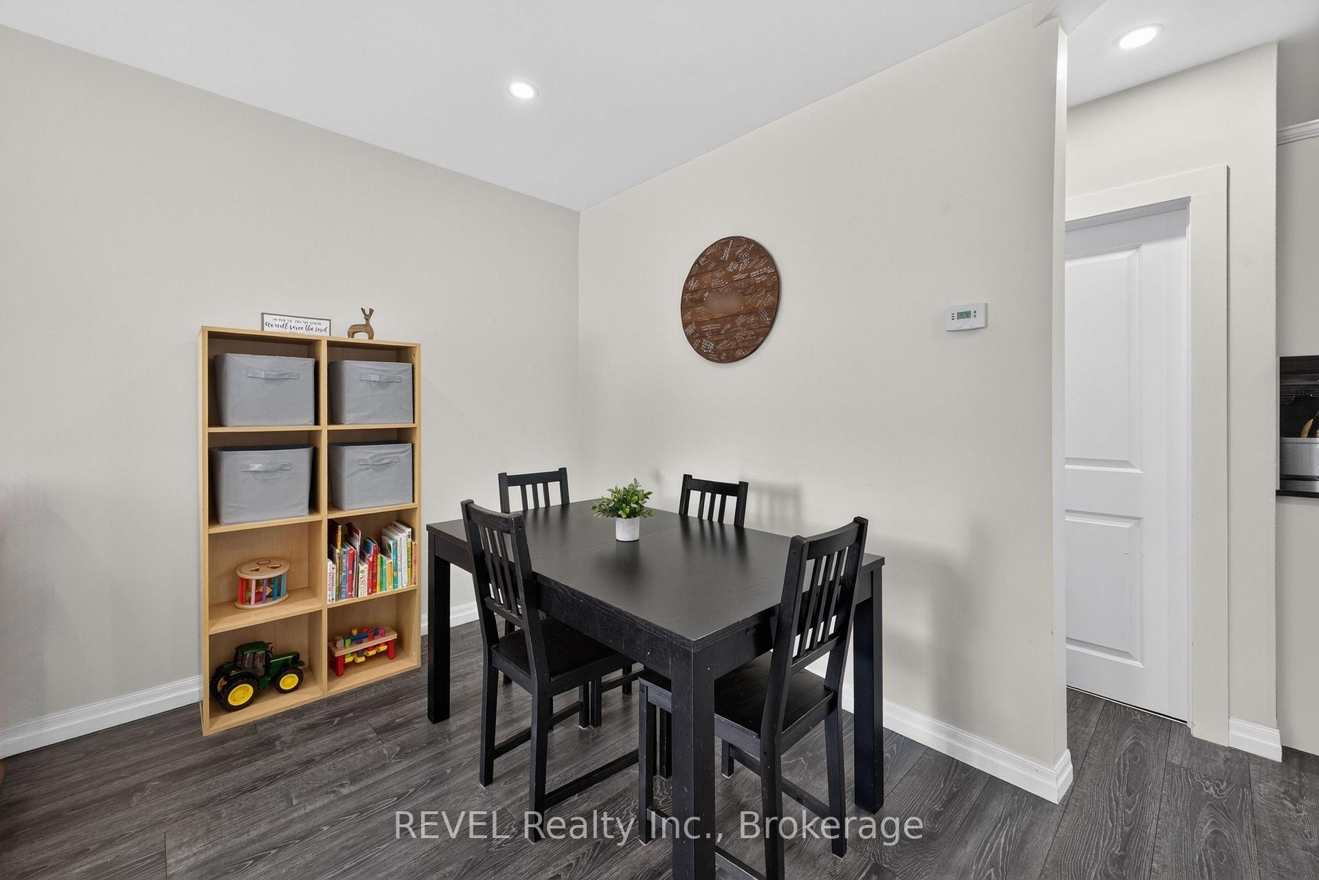 Photo 4 of Unit A, 514 - A Scott Street, St. Catharines, Carlton/Bunting — HOMEH