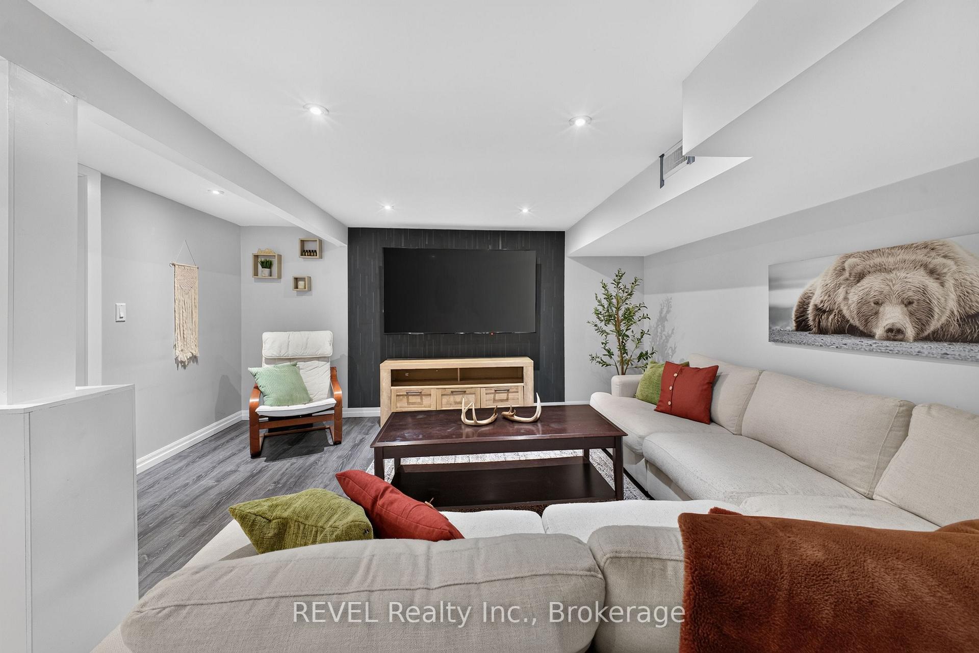 Photo 17 of Unit A, 514 - A Scott Street, St. Catharines, Carlton/Bunting — HOMEH
