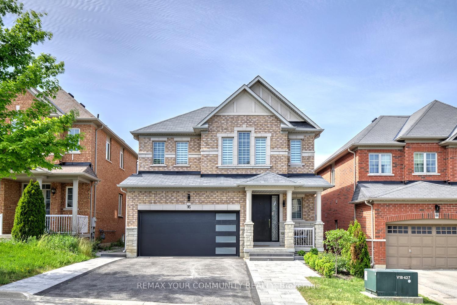 Photo 1 of 16 Muret Crescent, Vaughan, Patterson — HOMEH
