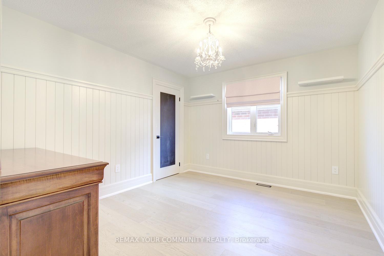 Photo 26 of 16 Muret Crescent, Vaughan, Patterson — HOMEH
