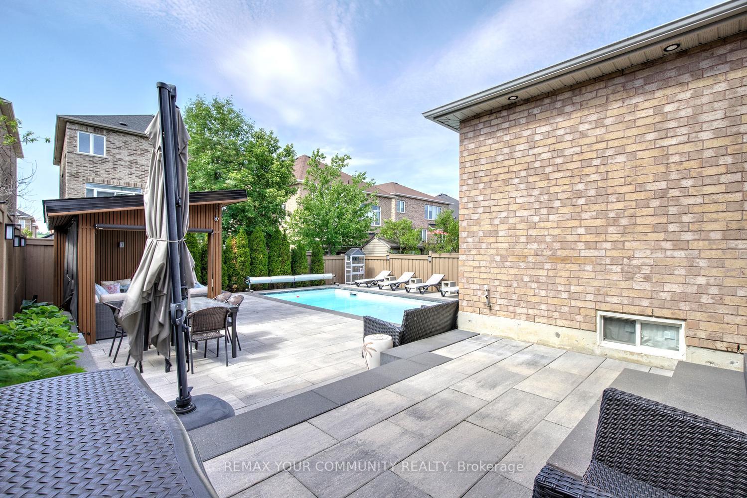 Photo 33 of 16 Muret Crescent, Vaughan, Patterson — HOMEH
