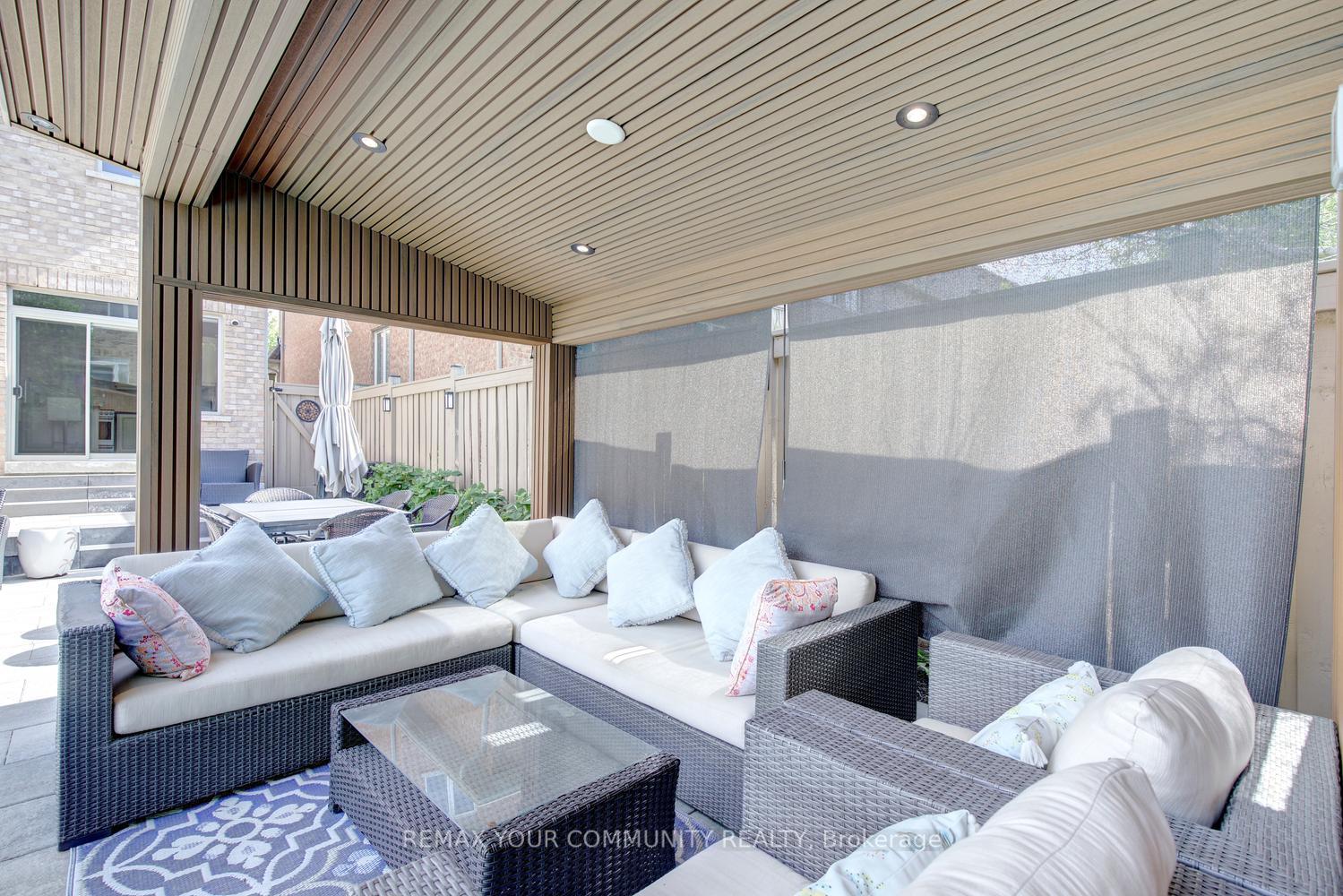 Photo 44 of 16 Muret Crescent, Vaughan, Patterson — HOMEH