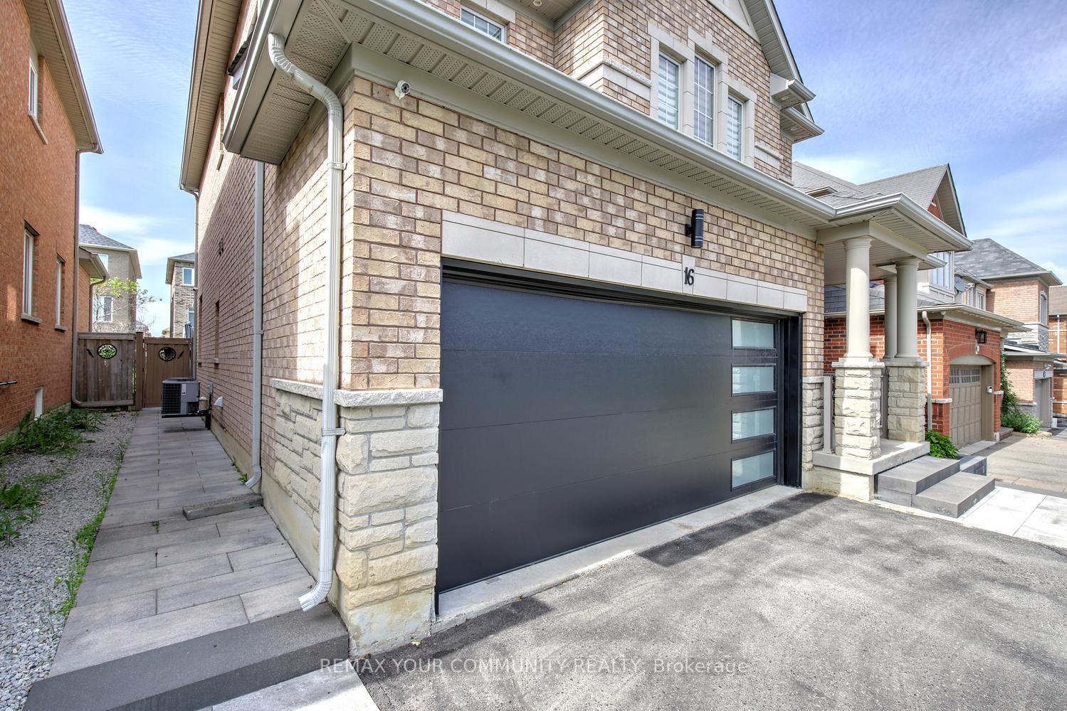 Photo 49 of 16 Muret Crescent, Vaughan, Patterson — HOMEH