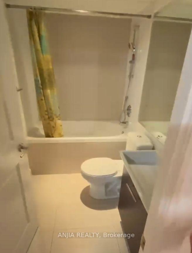 Photo 10 of Unit 817, 386 Yonge Street, Toronto, Bay Street Corridor — HOMEH