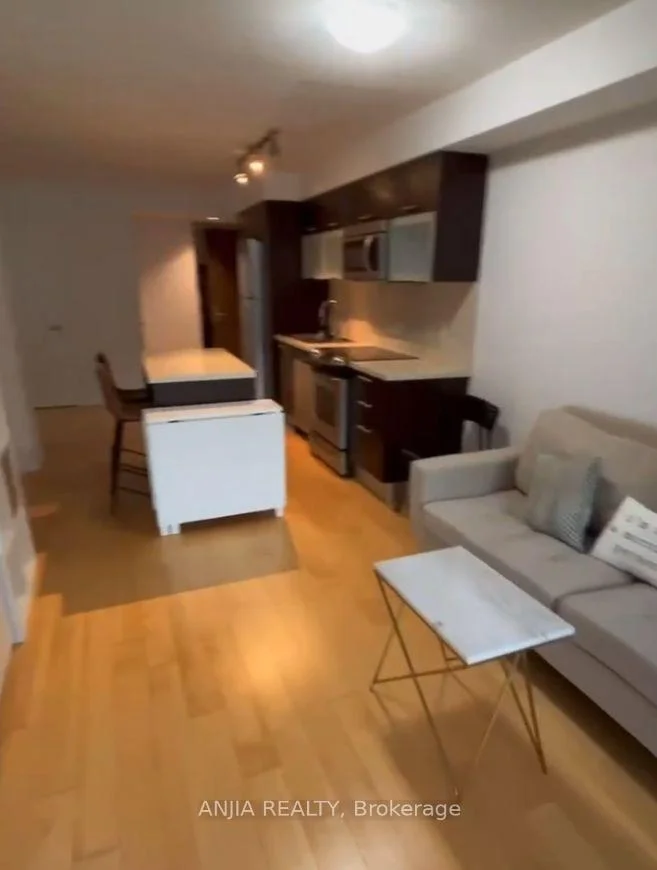 Photo 16 of Unit 817, 386 Yonge Street, Toronto, Bay Street Corridor — HOMEH