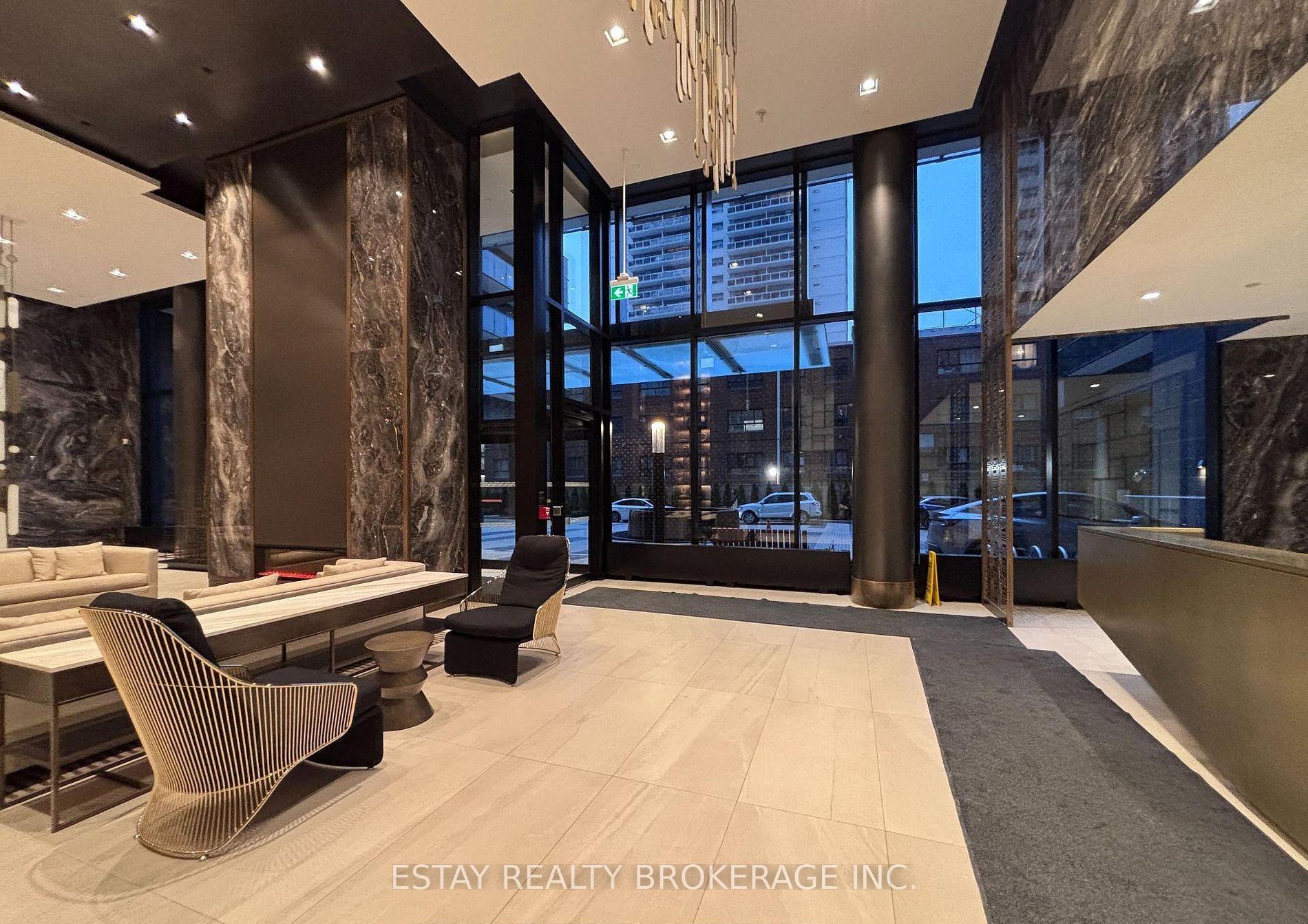 Photo 6 of Unit PH04, 127 Broadway Avenue, Toronto, Mount Pleasant West — HOMEH