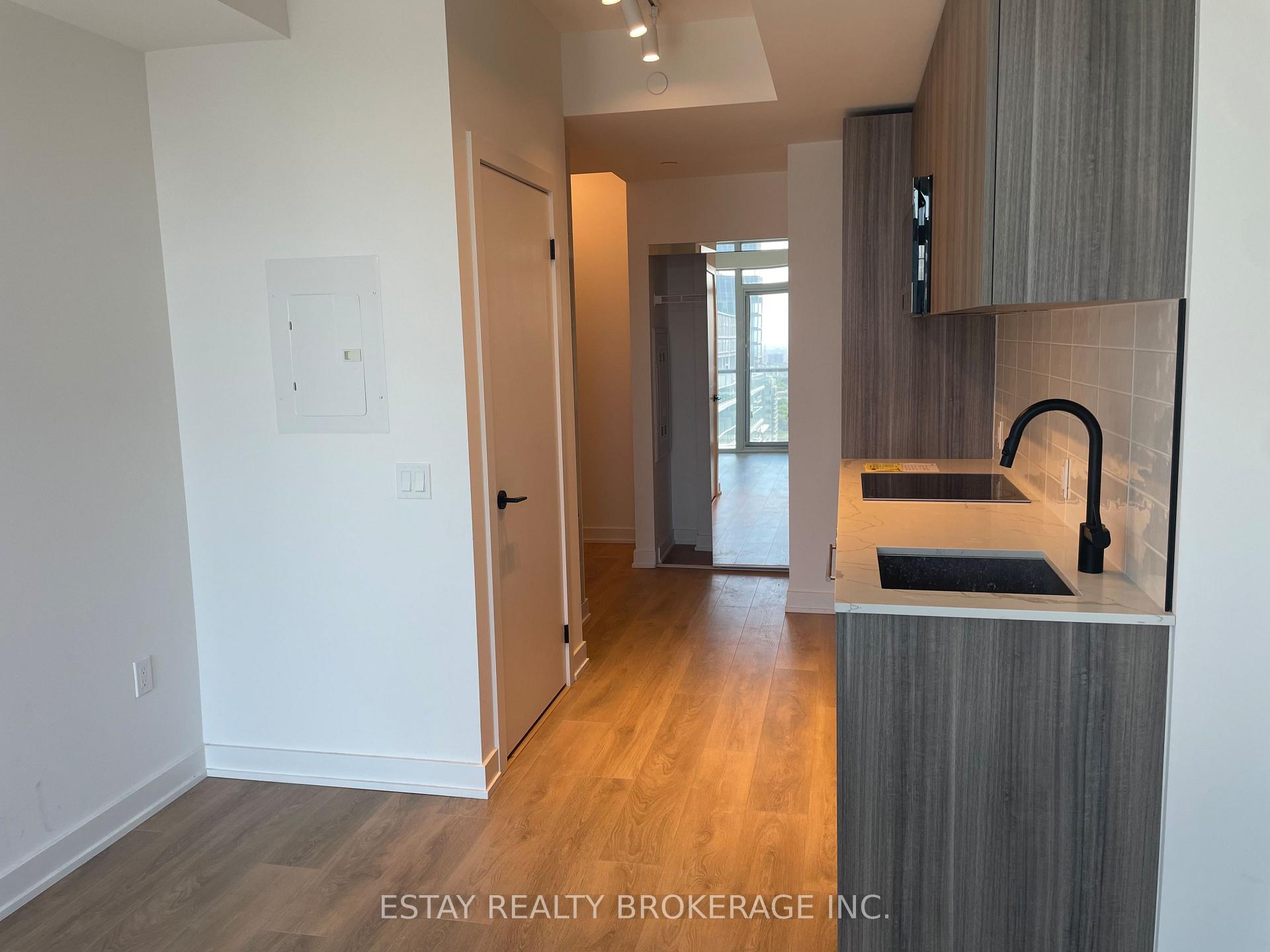 Photo 11 of Unit PH04, 127 Broadway Avenue, Toronto, Mount Pleasant West — HOMEH